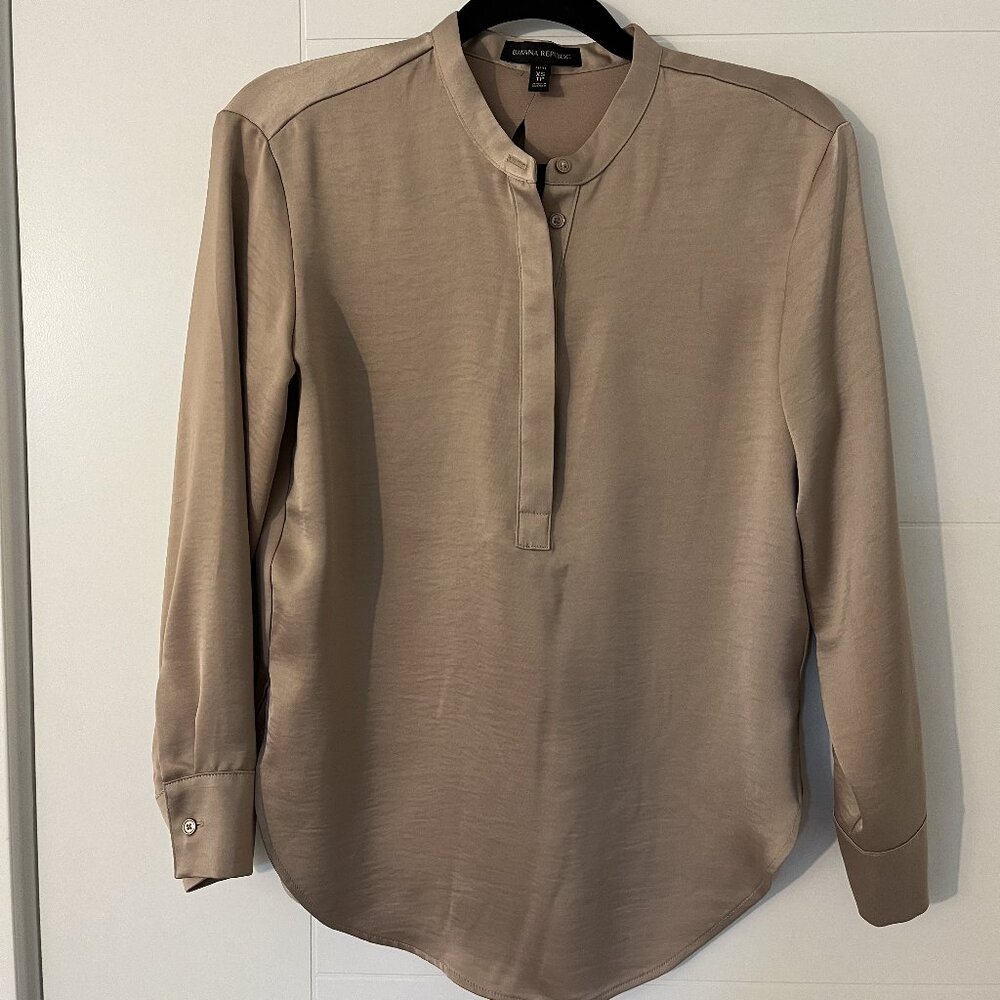 Banana Republic Satin Blouse | Rose Gold | Size XS